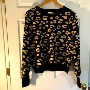 Lularoe “Piper” Animal Print Balloon Sleeved sweater